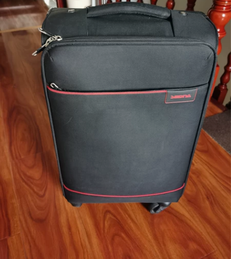 20寸质量超好牛津布静音万向轮登机箱，95...