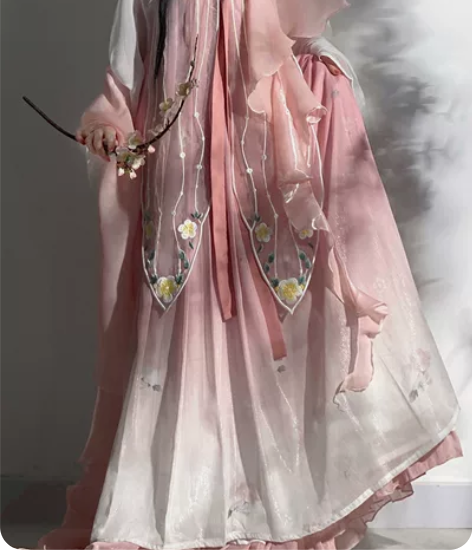 主换次出，换价标价 玉术原创汉服女【春亦如...