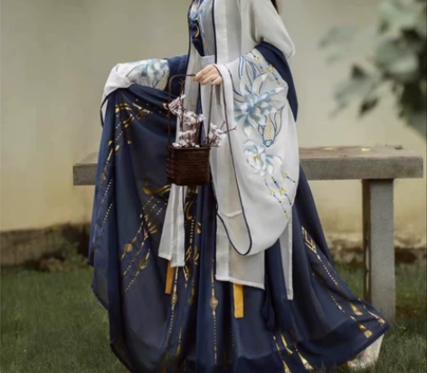 千韵岗汉服XL码大全套 代友出，穿一洗一九...