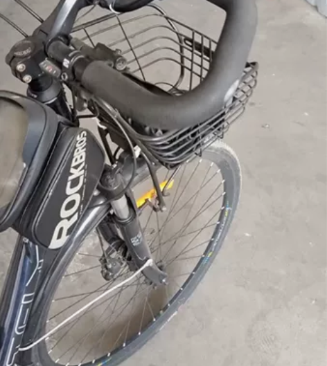 喜德盛牌子的骑了一年，当时三千四入手的全新...