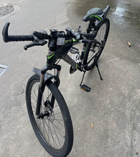 【清仓处理】山地车男女变速单车轻便减震赛车...