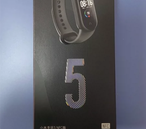 小米手环5nfc版，全新未拆封 感兴趣的话...