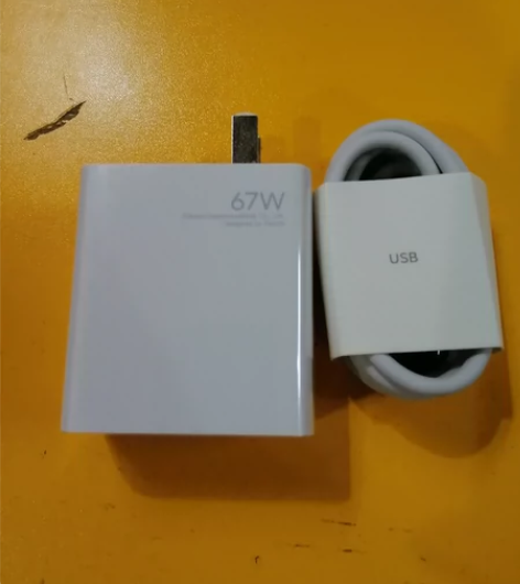 出一套小米 67W充电器套装 适用10/1...