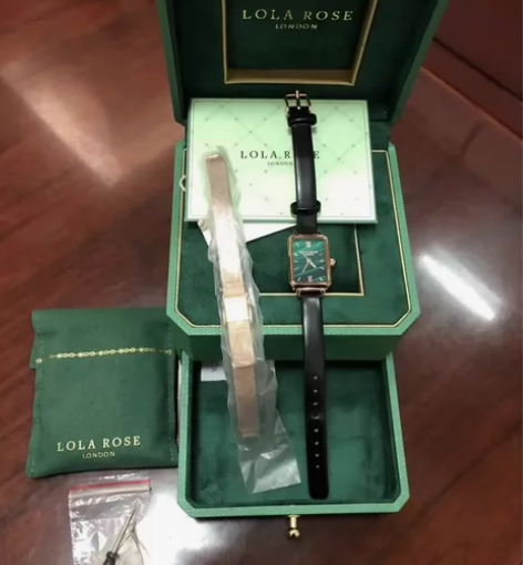 LOLA  ROSE 小绿表 感兴趣的话点...