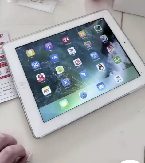 苹果iPad 2018款2019 2020...