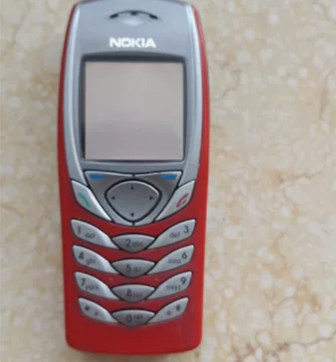 诺基亚6100 手机国行，支持移动联通，插...