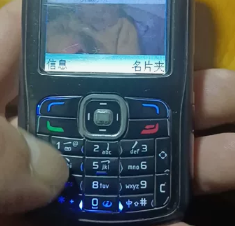 诺基亚手机  n70  屏幕贴膜  成色一...