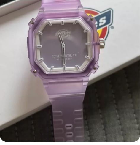 Dickies果冻手表 全新紫色 盒子都在...