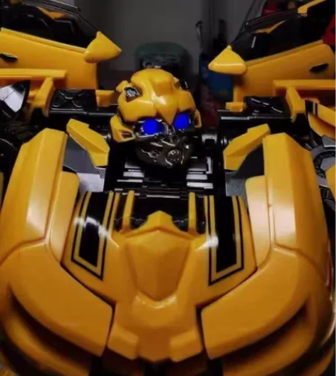 儿童变形大号玩具汽车人黄蜂擎天战神金刚机器...