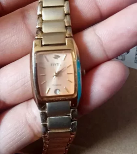 收来的一款90年代飞亚达女款手表，走时正常...