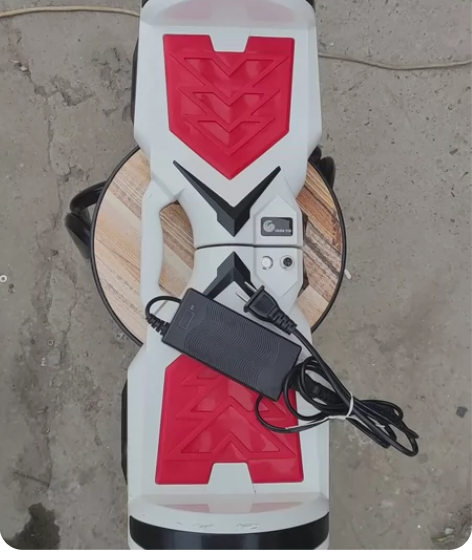 龙吟二手平衡车，不缺件。当配件卖了，369...