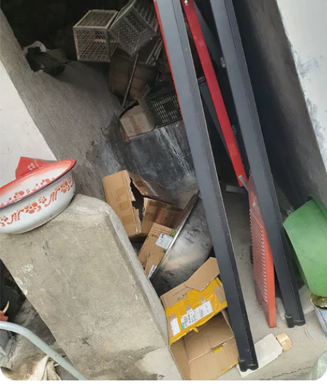 乒乓球桌，全新低价出售 感兴趣的话点“我想...