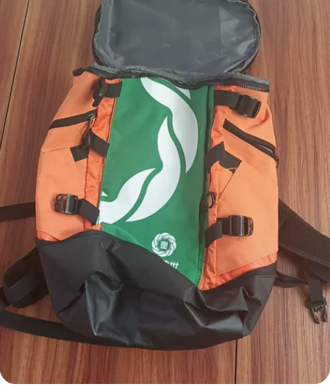 花香篮球包，暂时用不到。全新，多少升不知道...