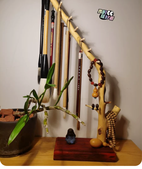 手工随形老枣木笔架，可挂手串，大笔小笔，双...