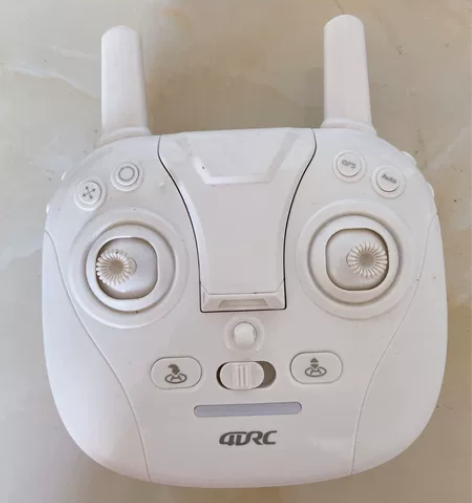 九成新 去年双十一买的 买回来就玩了一次...