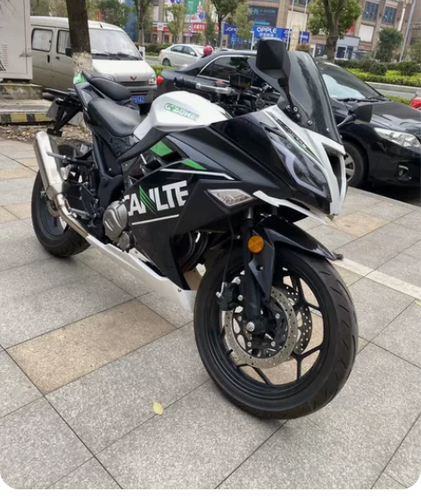 国威诺马小牛，国四电喷400双缸水冷，已上...