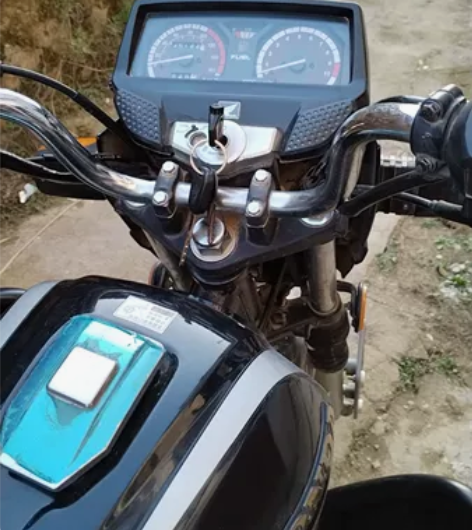 本田带平衡轴CBX150摩托车，14年3月...