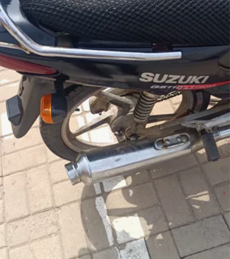 铃木赛驰摩托车 中缸 压盘链条都新换的，到...