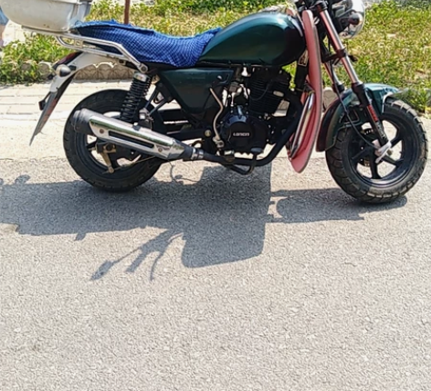 125摩托一点就着  机器利索有劲  改装...