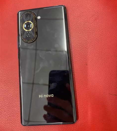 华为:  hi NOVA10，5G手机， ...