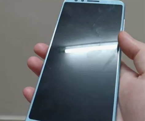 自用的华为 nova2s，颜色浅艾蓝【6+...