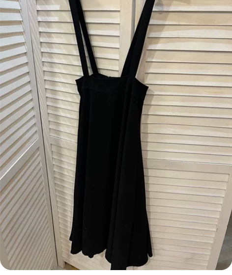 M码学院风淑女背带裙，只穿过一次，二手闲置...