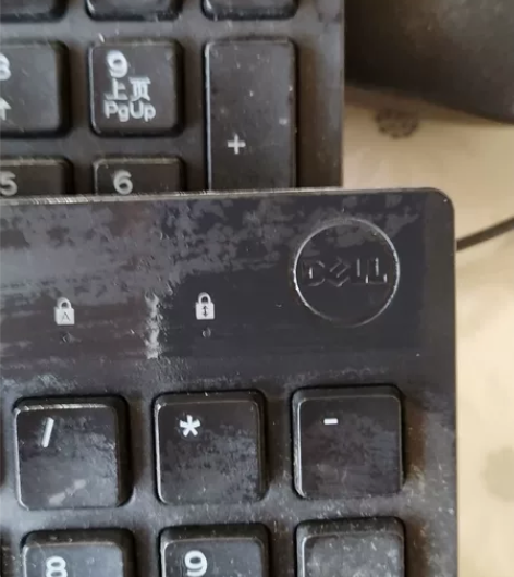 戴尔键盘在库房吃土,装让给有需要的人3个打...