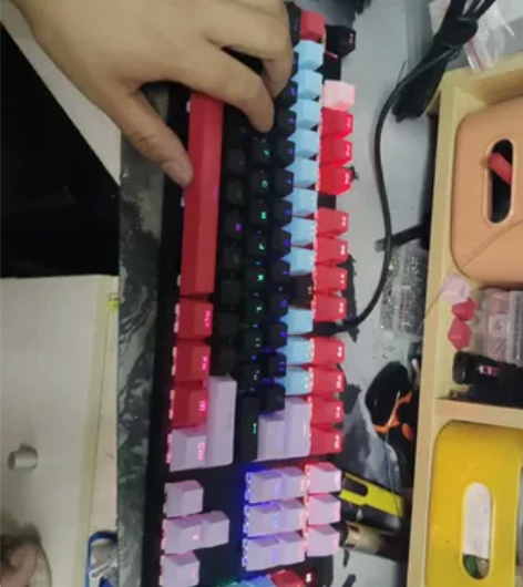 雷柏v500p茶轴机械键盘！好几拼冒！45...