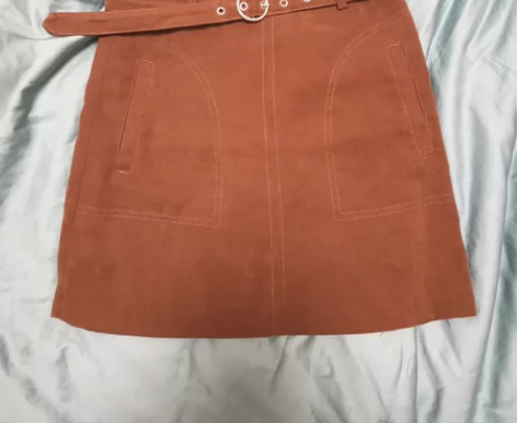 拉夏贝尔旗下品牌candies鹿皮绒半身裙...