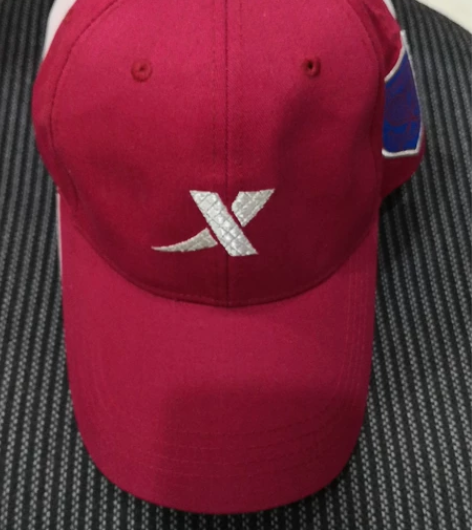 个人闲置特步，非常完美的棒球帽，质量做工精...