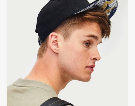 UR 男刺绣棒球帽帽子 感兴趣的话点“我想...