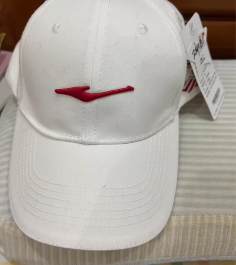 鸿星尔克男女款棒球帽，正白色，买衣服满脸送...