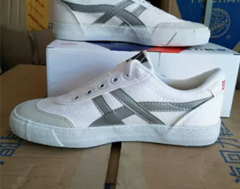 上海回力WK一1型回力网球鞋现有大量库存回...