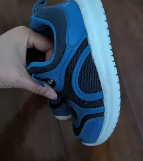 乔丹春秋毛毛虫鞋，29码内长18厘米，35...