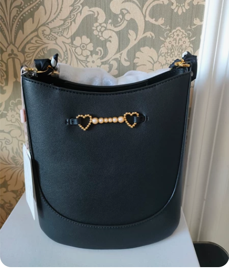 欧时纳全新女包 感兴趣的话点“我想要”和我...