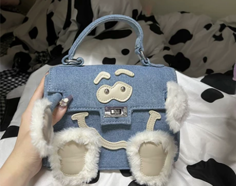 超级可爱的包包由于不适合自己就想便宜出了 ...