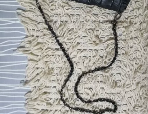 羊皮黑色拼接包 感兴趣的话点“我想要”和我...