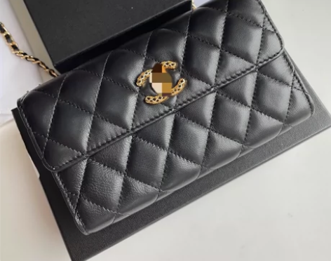 335包邮  小香家链条单肩斜挎小包，羊皮...