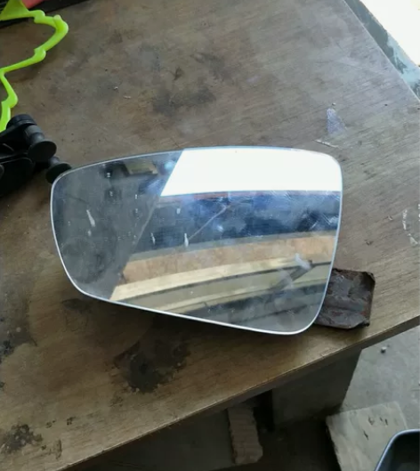 14年高配捷达左前倒车镜片一个原车拆车的 ...