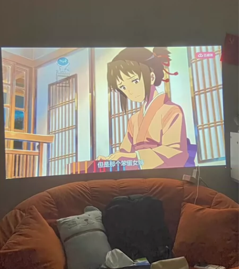 急出  原价1300多的投影仪 家用一直放...