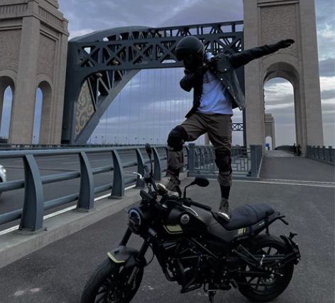 贝纳利幼狮250,自己上下班代步骑的,20...