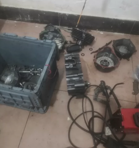 贝纳利红宝龙150电喷 拆车配件 油箱  ...