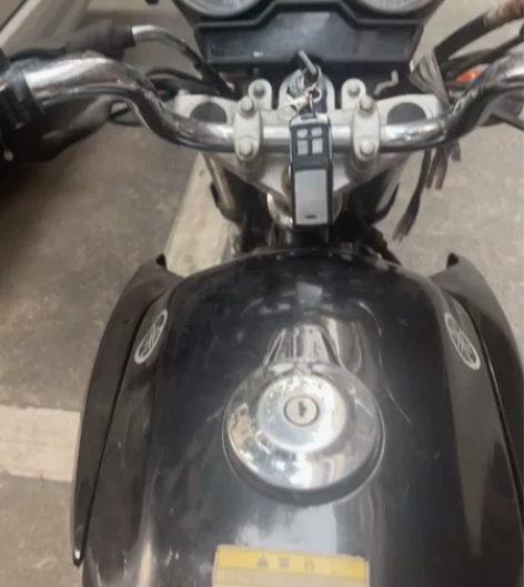出本人闲置雅马哈天剑男装摩托车，江门新会地...