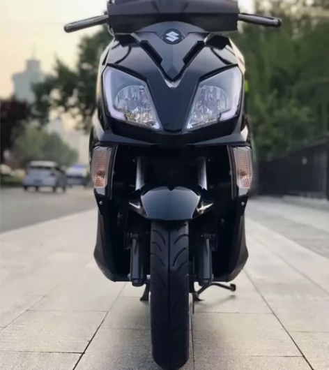 国四铃木UY125   一千来公里  准新...