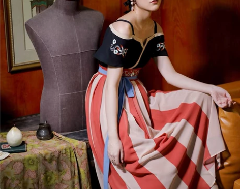 【寸锦】徐娇 织羽集日常 汉服汉元素女 改...