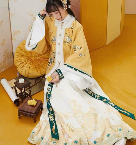 十三余小豆蔻儿[秋海棠露]交领短衫方领半袖...