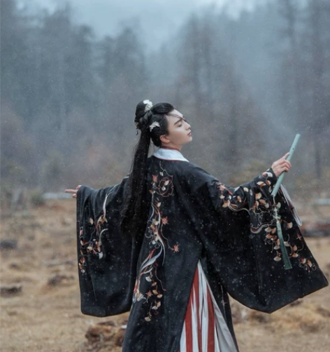 汉尚华莲汉服乌夜啼披风,长生殿 一整套M码...
