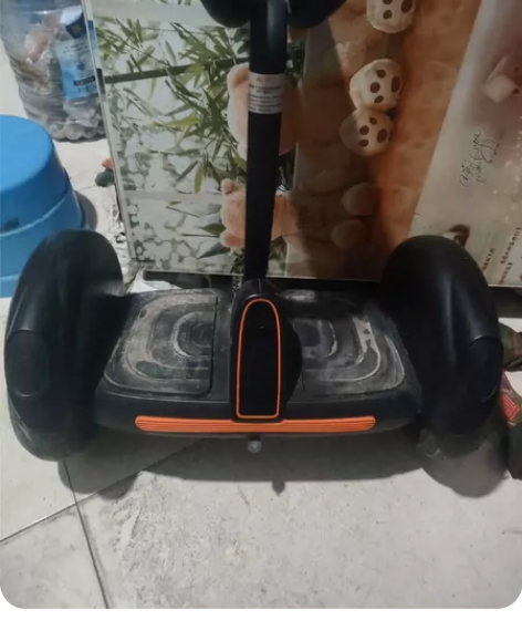 出售一辆平衡车，正常使用还可以跑十五公里，...