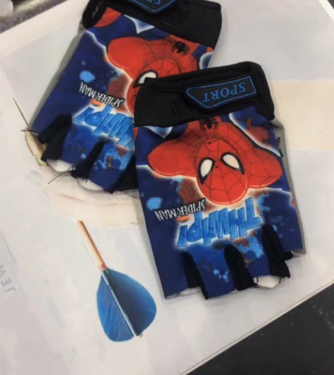 【全新】3款4色可选.2副更划算!儿童蜘蛛...