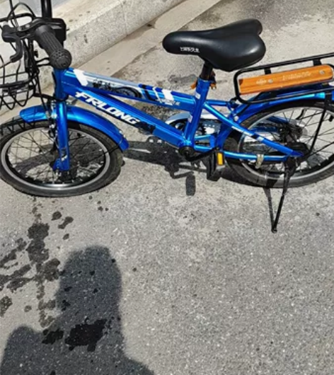 16寸儿童上海永久自行车，去年实体店刚买的...